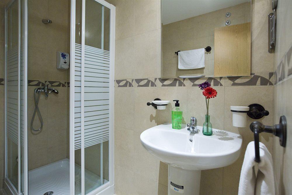 Apartamentos Apr Numancia Madrid Kültér fotó