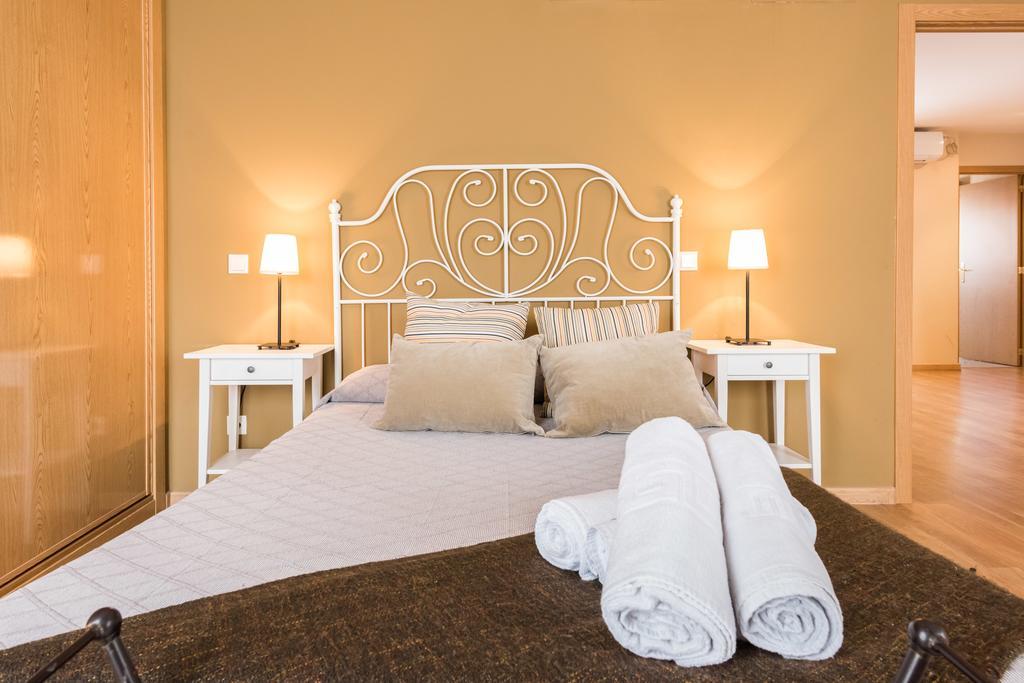 Apartamentos Apr Numancia Madrid Kültér fotó