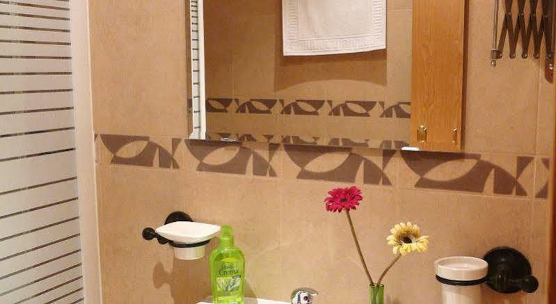 Apartamentos Apr Numancia Madrid Kültér fotó