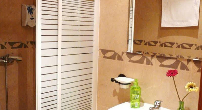 Apartamentos Apr Numancia Madrid Kültér fotó