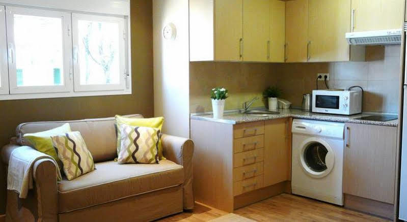 Apartamentos Apr Numancia Madrid Kültér fotó